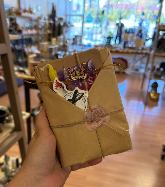 Blind Date with an Oracle Deck